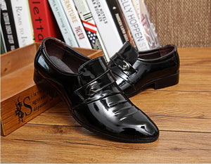 Lackleder schwarz oxford schuhe f&uuml;r m&auml;nner krokodilleder schuhe m&auml;nner hochzeit schuhe formalen mens spitz kleid schuhe italien derby