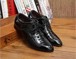 Lackleder schwarz oxford schuhe f&uuml;r m&auml;nner krokodilleder schuhe m&auml;nner hochzeit schuhe formalen mens spitz kleid schuhe italien derby